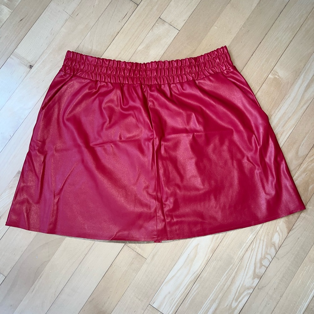 NWOT - BCBG MAXAZRIA Skirt
